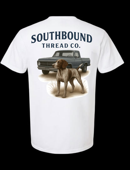 Short sleeve pocket t-shirt.